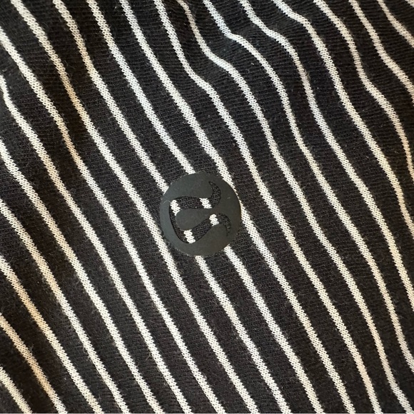 Lululemon | Midnight Navy Striped Pima Cotton Sleeveless Tank | Size 6 - Picture 3 of 3